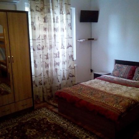 Nursat Guest House Astana Exterior foto