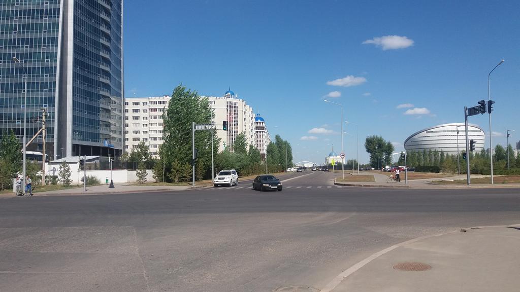 Nursat Guest House Astana Exterior foto