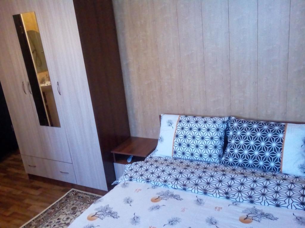 Nursat Guest House Astana Exterior foto