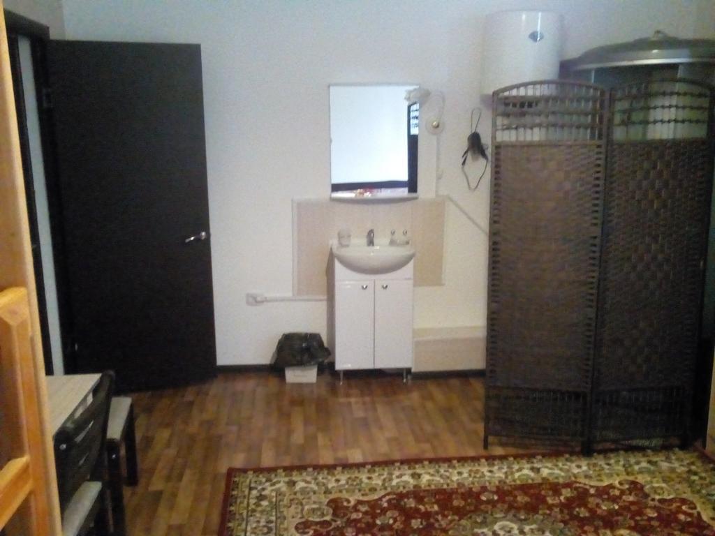 Nursat Guest House Astana Exterior foto