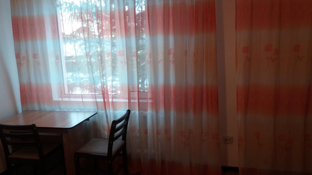 Nursat Guest House Astana Exterior foto