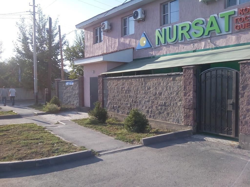 Nursat Guest House Astana Exterior foto