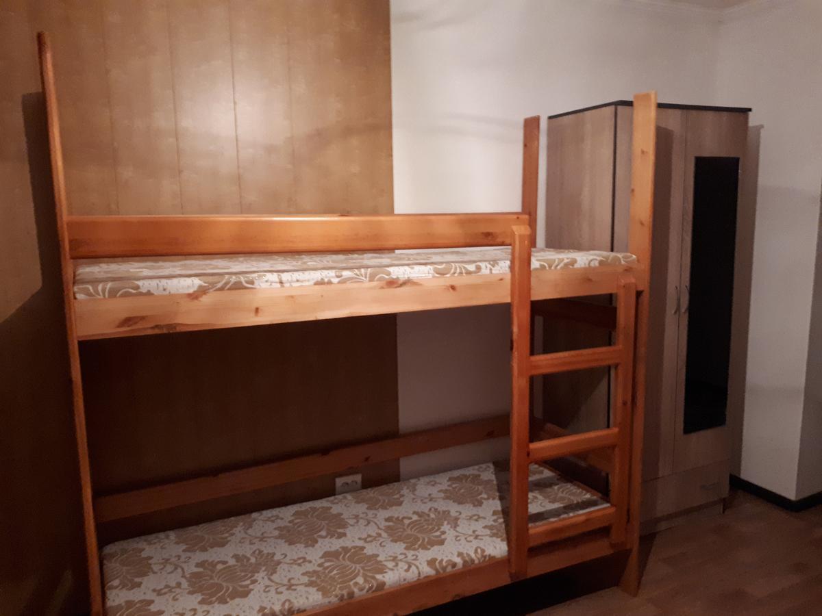 Nursat Guest House Astana Exterior foto